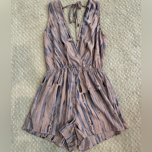 Nordstrom Flowy Romper - Picture 1 of 3